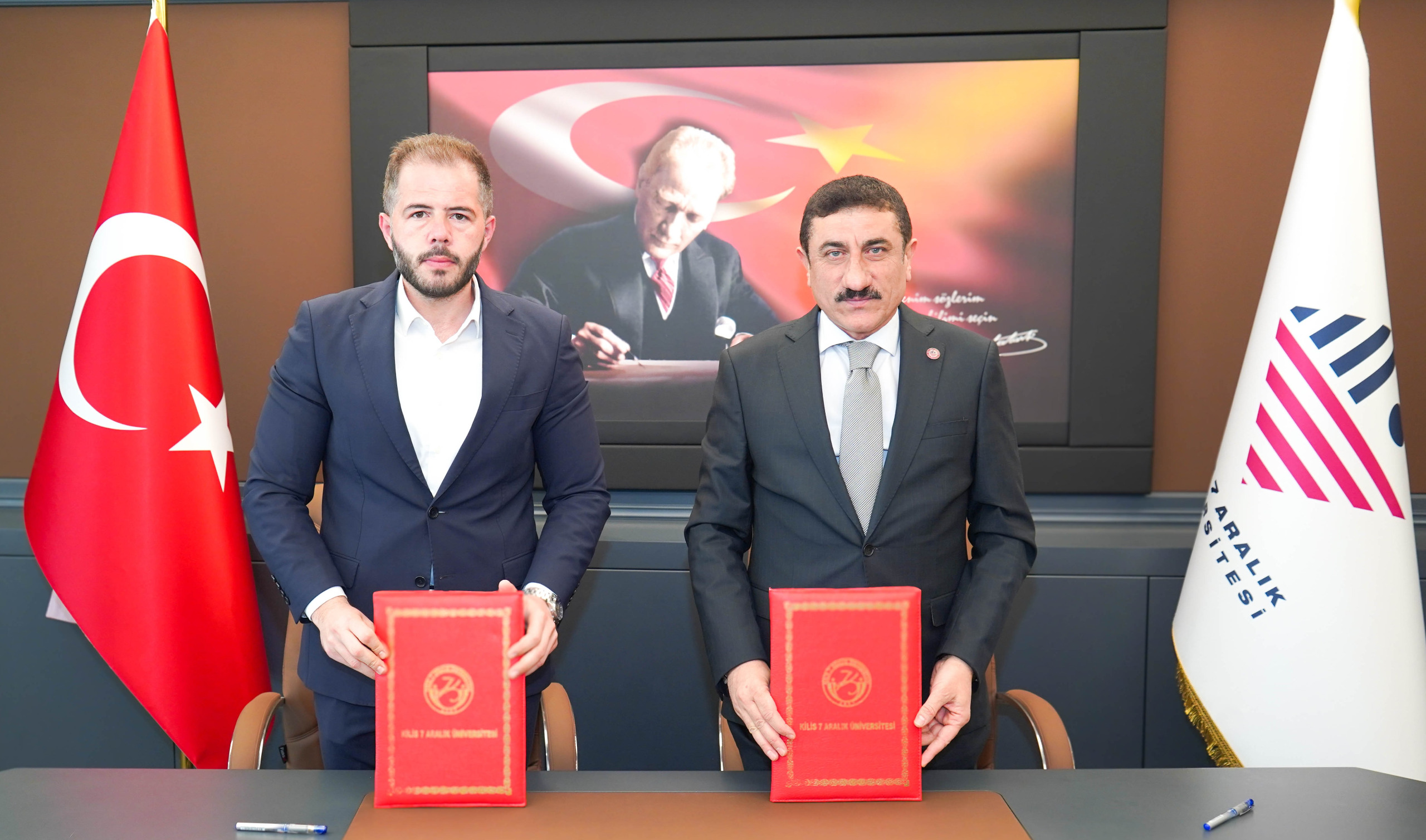 Üniversitemiz ile Türkiye Gençlik Vakfı Arasında İş Birliği Protokolü İmzalandı