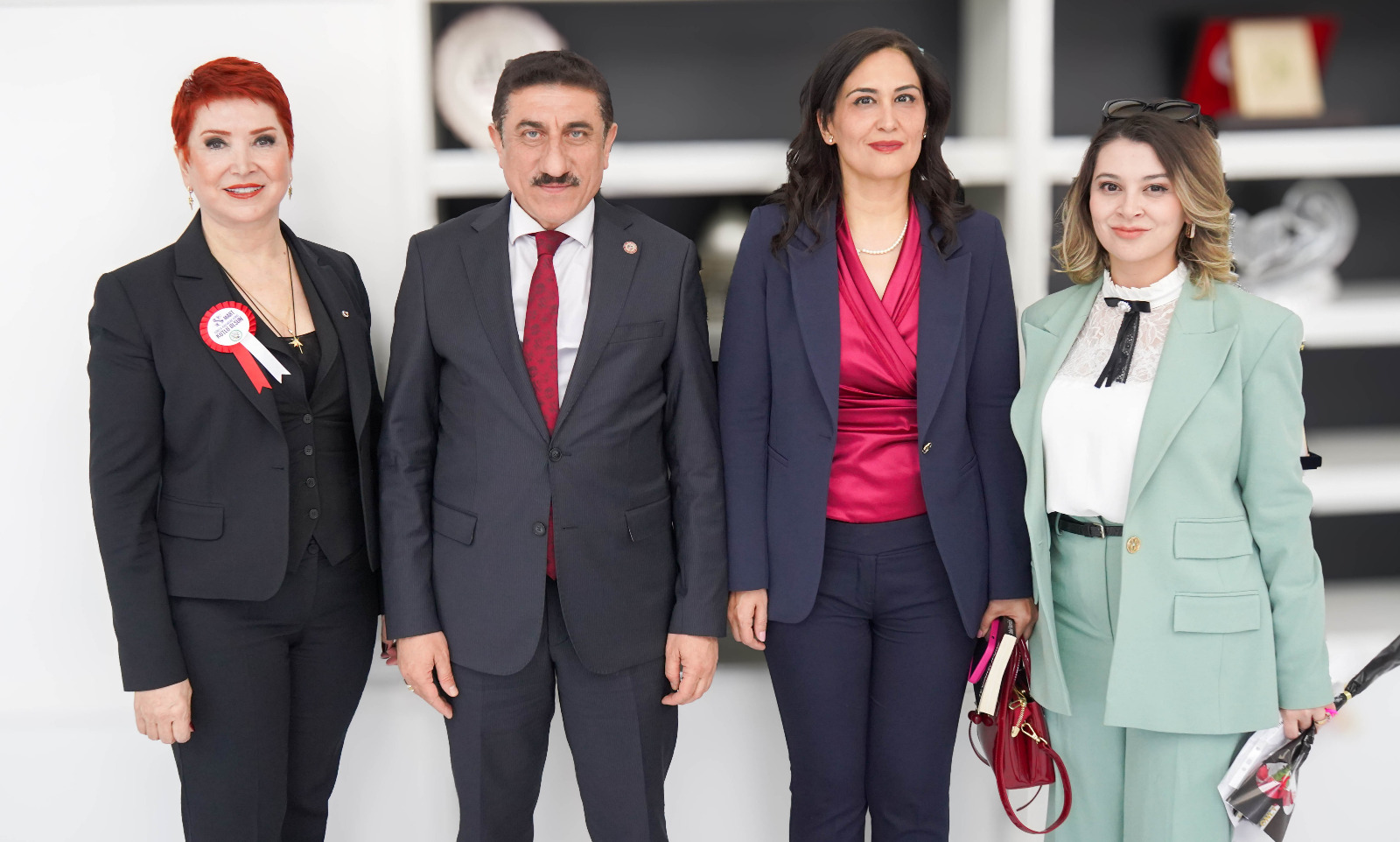 İş Kadını Zuhal Mansfield’dan Rektörümüze Ziyaret