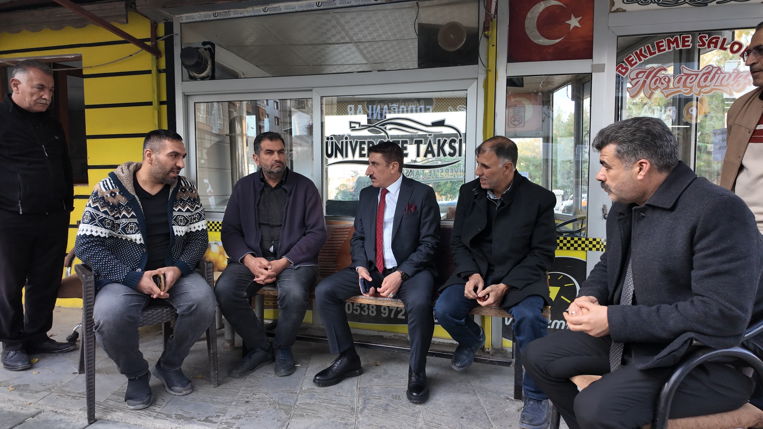 زيارات إلى التجار من قبل رئيس جامعتنا الأستاذ الدكتور زكريا أكمان