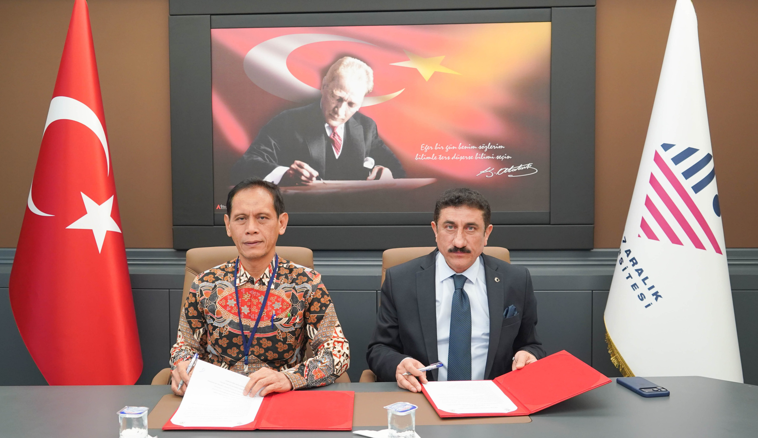 Üniversitemiz ile Sunan Kalijaga Devlet İslam Üniversitesi Arasında İş Birliği Protokolü İmzalandı