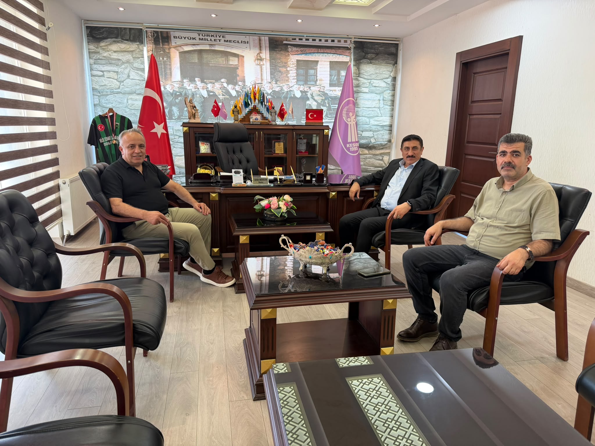 Rektörümüz Akman, Kilis Esnaf ve Sanatkârlar Odaları Birliği Başkanı Memiler'i Ziyaret Etti