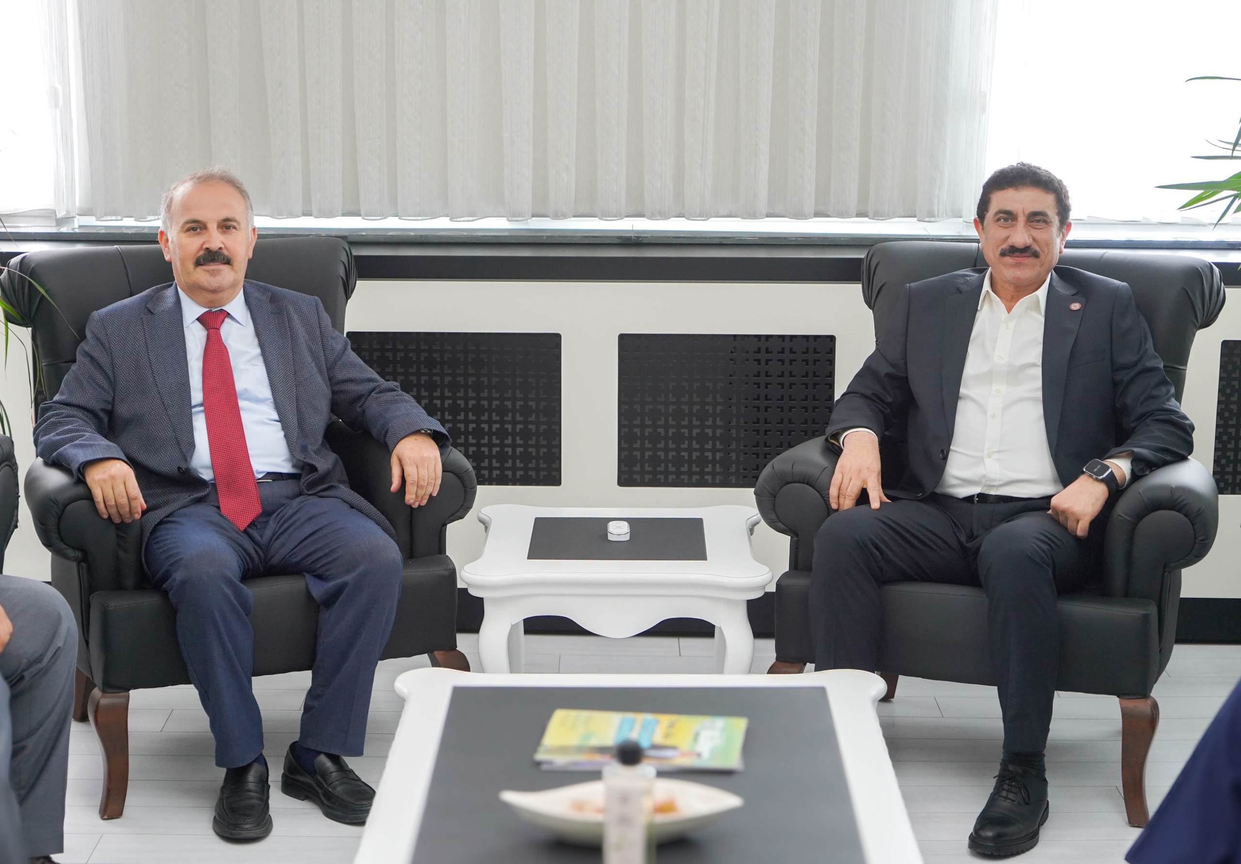 Chairman of the Board of Trustees of Ensar Foundation Ağaç Visits Rector Akman