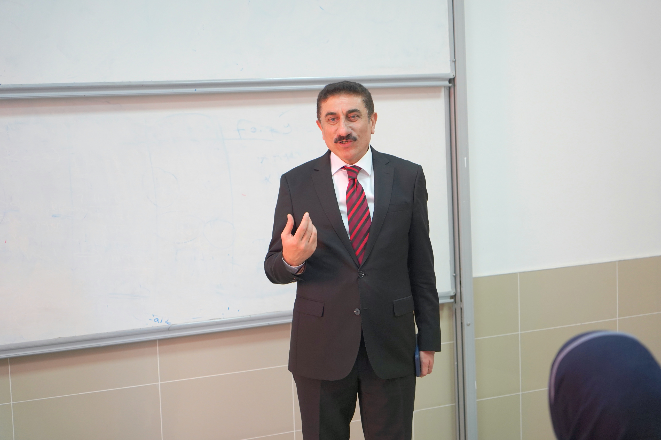 Rektörümüz Akman’dan İlahiyat Fakültesine Ziyaret