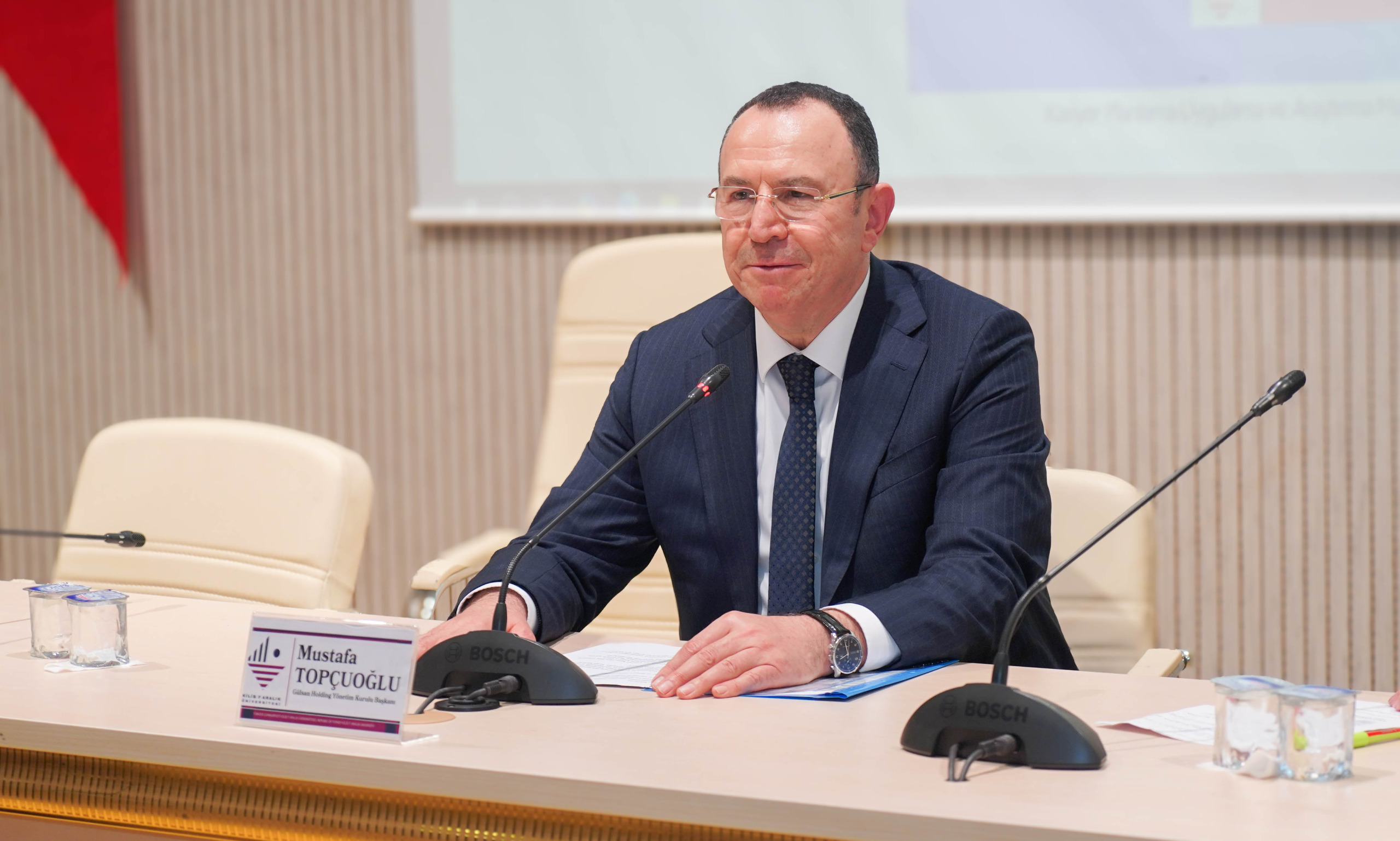 Üniversitemizde İş İnsanı Mustafa Topçuoğlu ile “Kariyer Yolu” Söyleşisi Gerçekleştirildi