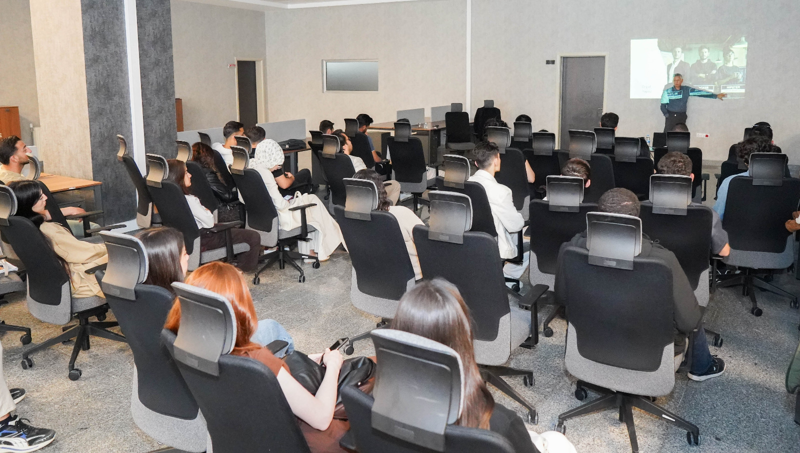 Üniversitemizde Girişimcilik Semineri Gerçekleştirildi