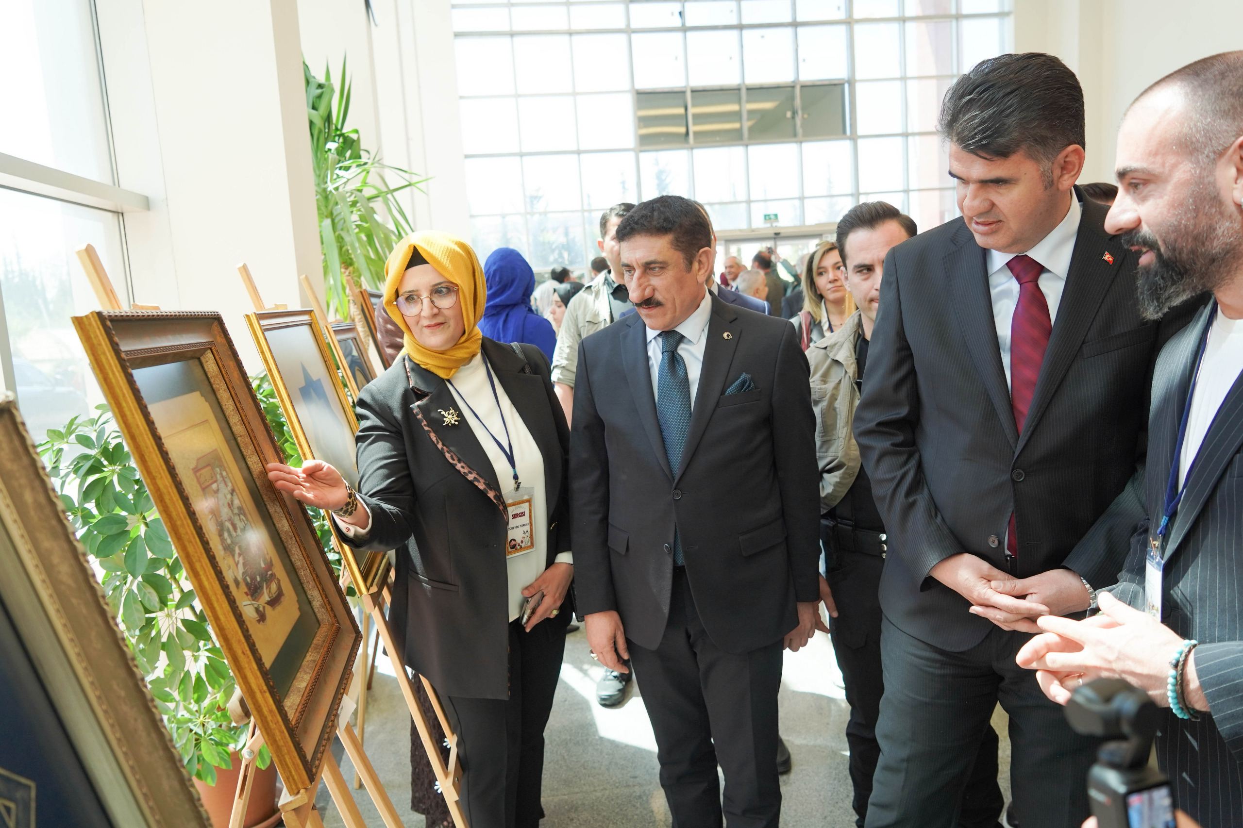 Üniversitemizde “Mezuniyet Sergisi” Açıldı