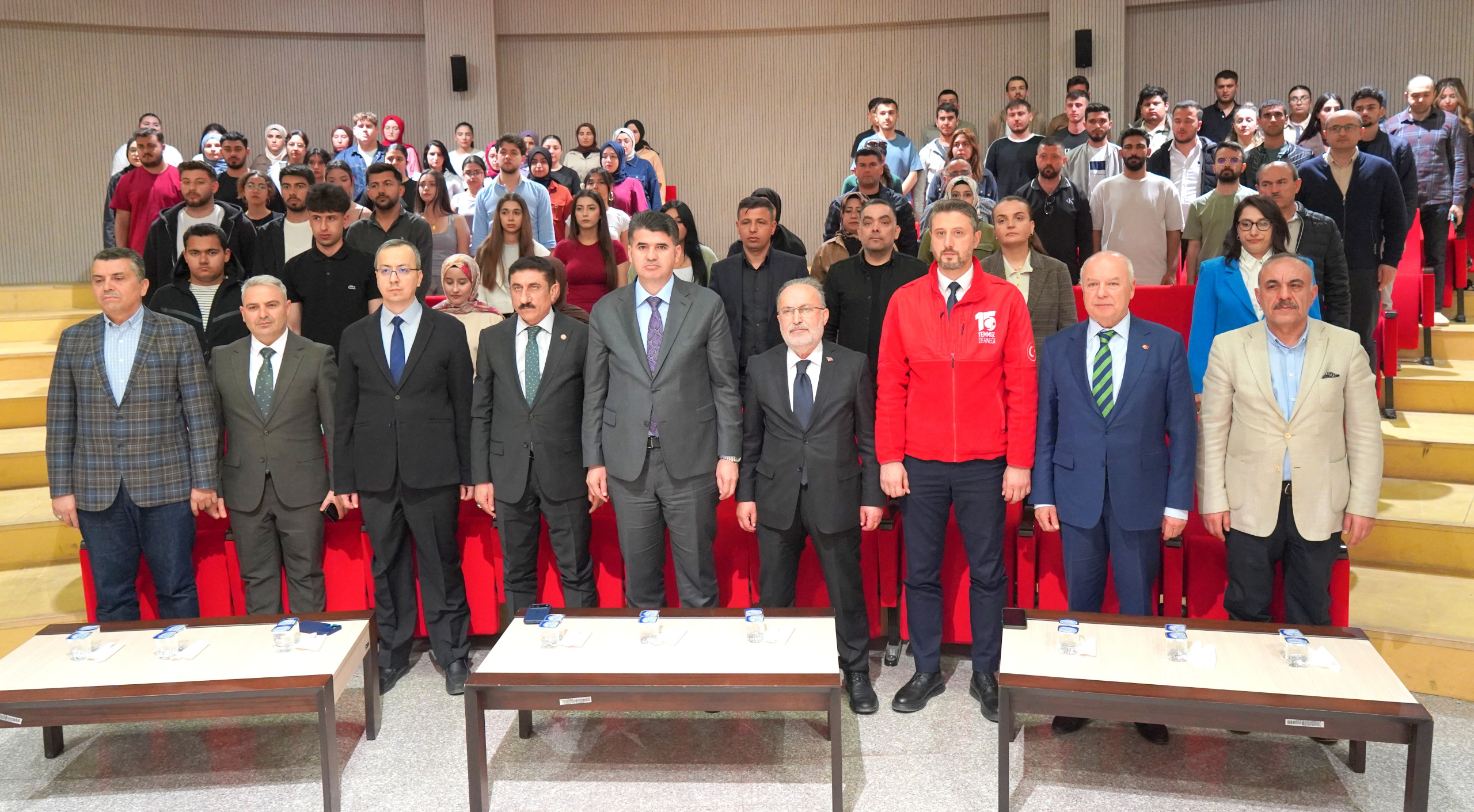 Üniversitemizde “Şanlı Direnişin 10. Yılında İnancımız Bir, Duamız Türkiye” Programı Düzenlendi