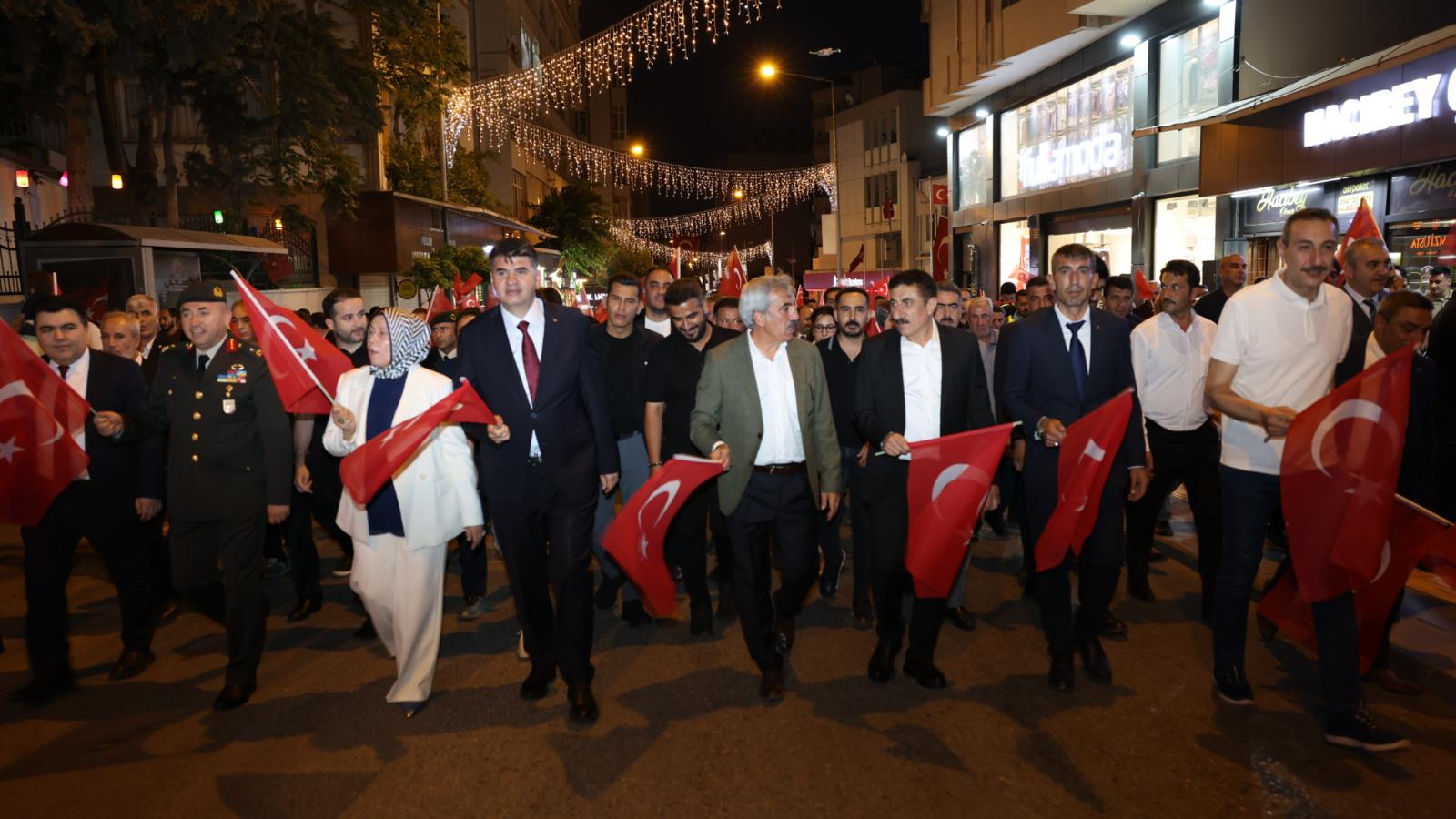Rektörümüz Akman, 15 Temmuz Demokrasi ve Millî Birlik Günü Anma Programlarına Katıldı