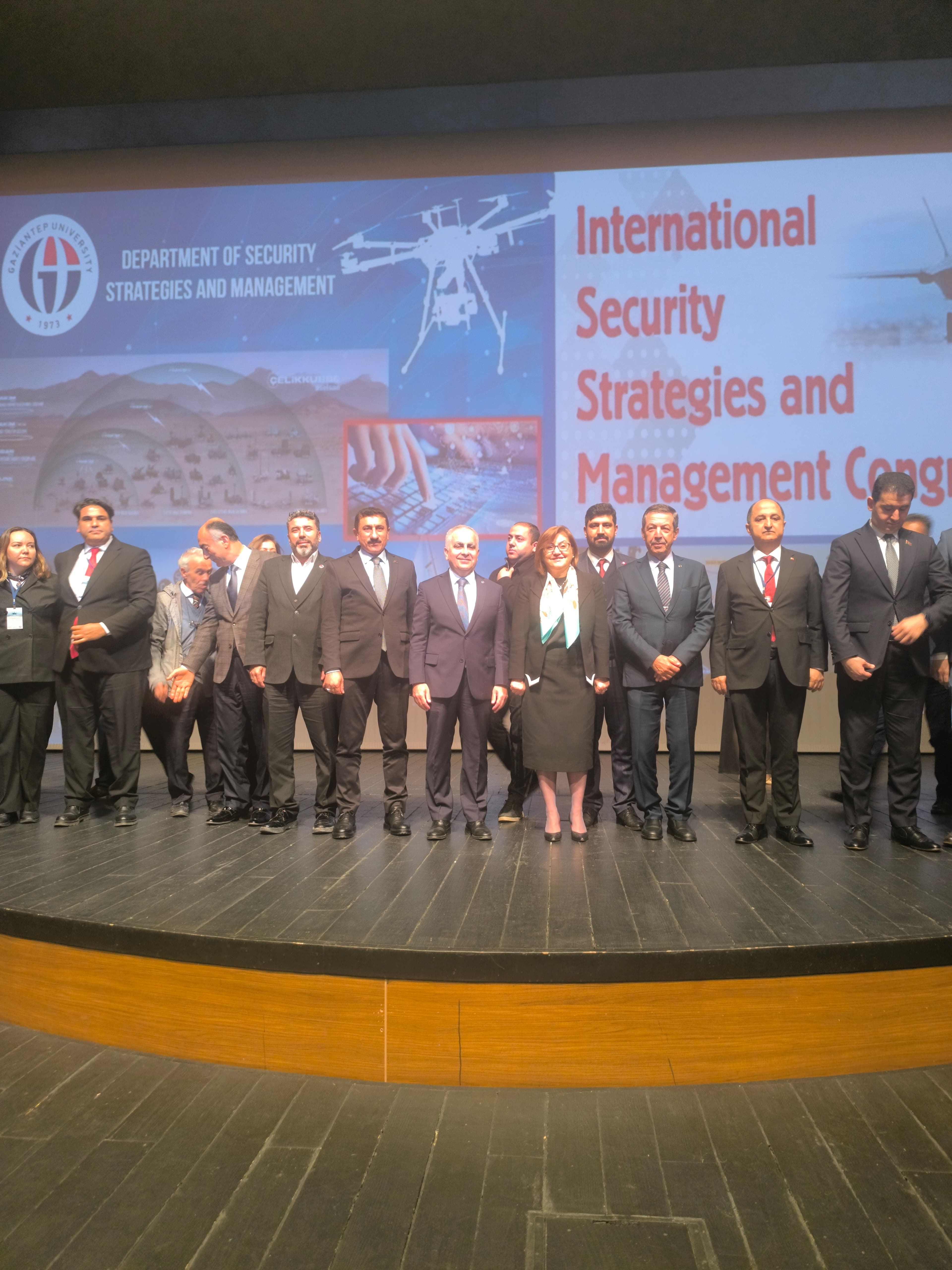 Rektörümüz Akman, “Uluslararası Güvenlik Stratejileri ve Yönetimi Kongresi” Açılış Törenine Katıl