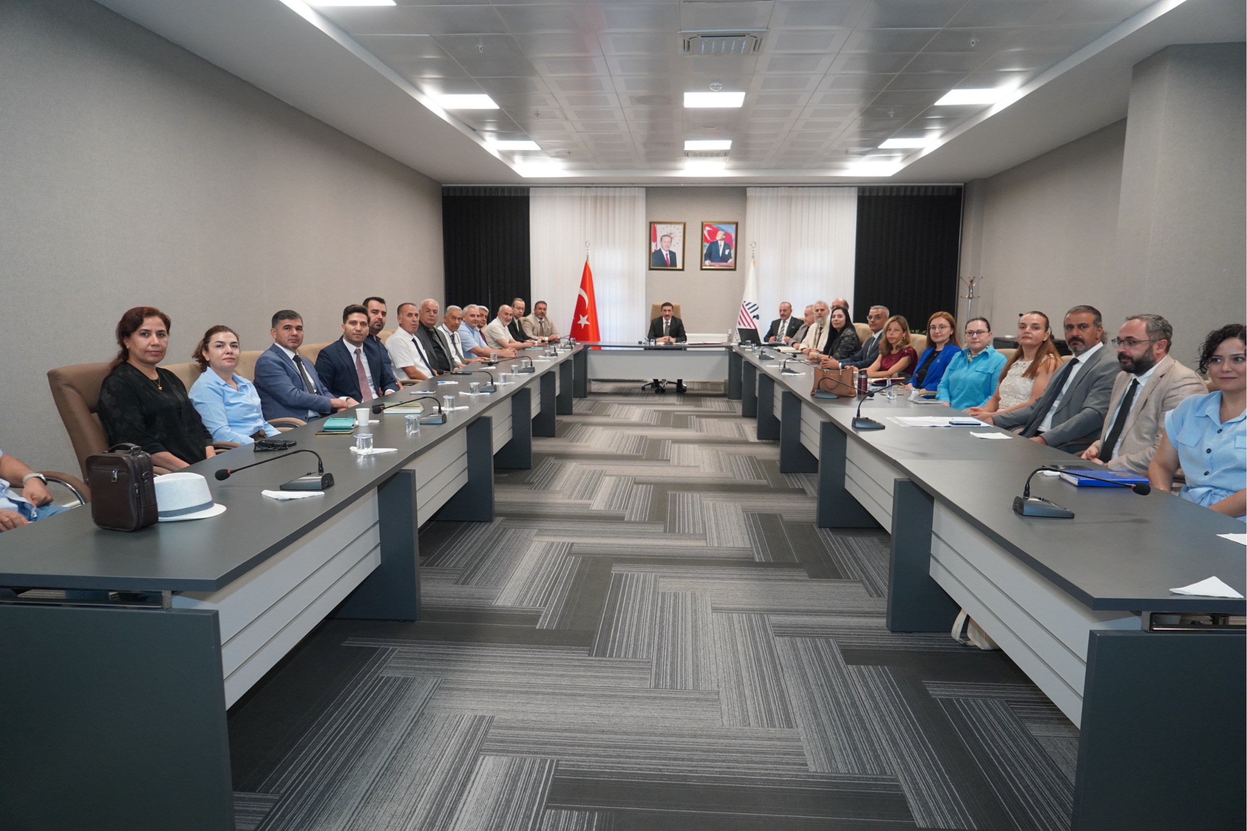 University Senate Convenes Ahead of the New Academic Year